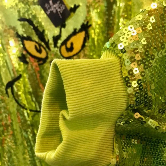 QUEEN OF SPARKLES “MR. GRINCH” - Picture 6 of 13